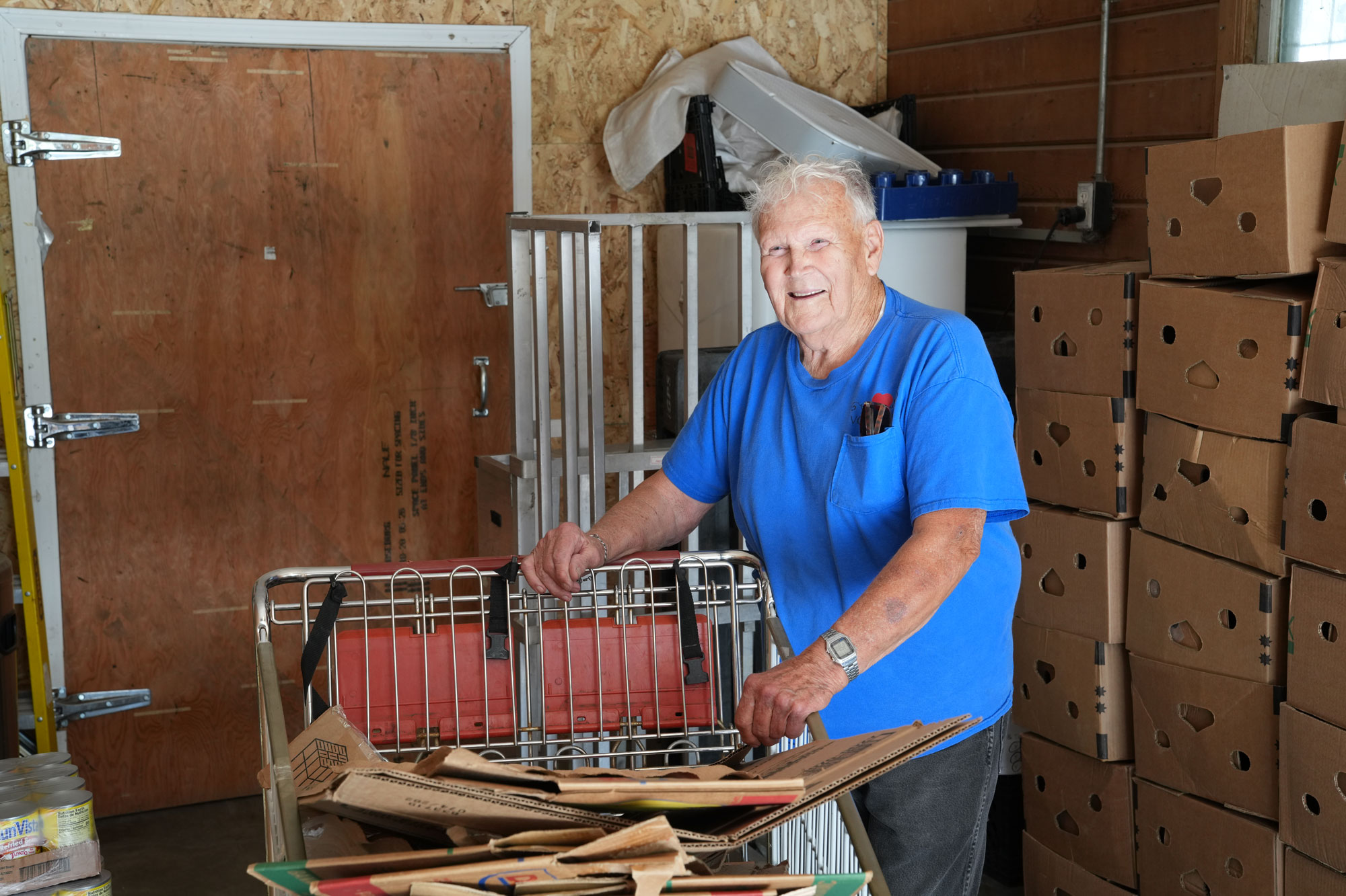 pantry volunteer